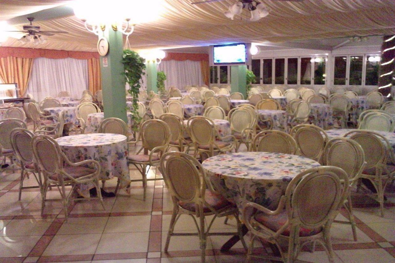 Luxor E Cairo The Beach Resort Lido di Jesolo Dış mekan fotoğraf