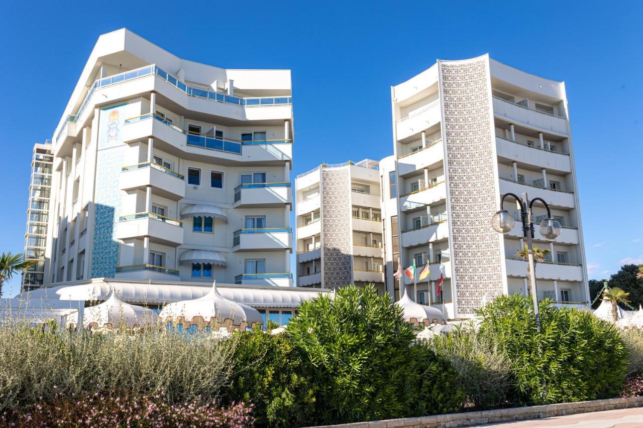 Luxor E Cairo The Beach Resort Lido di Jesolo Dış mekan fotoğraf