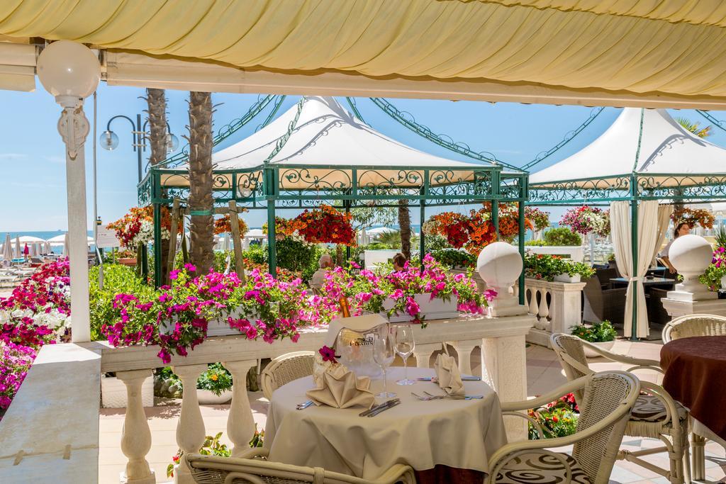 Luxor E Cairo The Beach Resort Lido di Jesolo Dış mekan fotoğraf